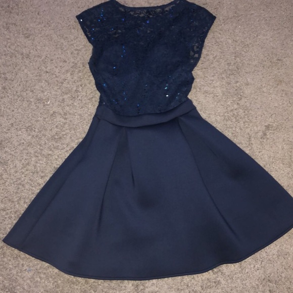 Homecoming dress - Picture 2 of 3